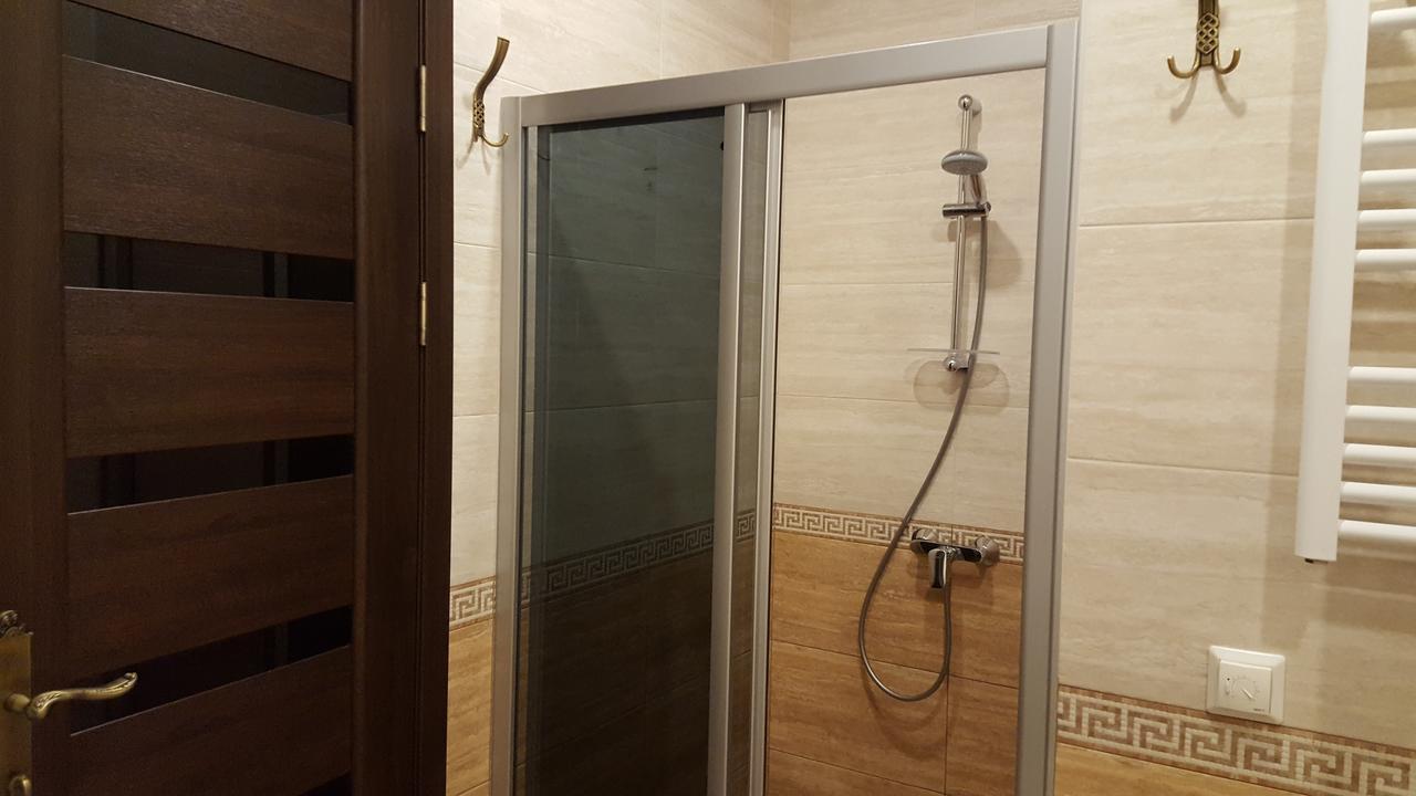 Mimino Apartment Deluxe First Line Batumi Bagian luar foto