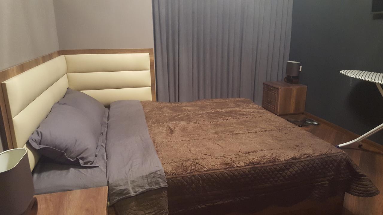 Mimino Apartment Deluxe First Line Batumi Bagian luar foto