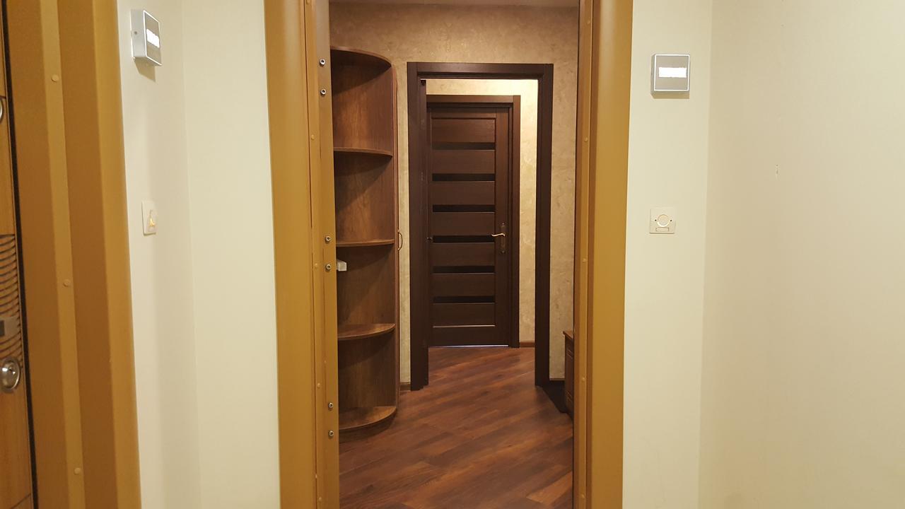 Mimino Apartment Deluxe First Line Batumi Bagian luar foto